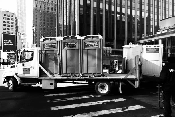 Best Sanitation services for porta potties  in Obetz, OH